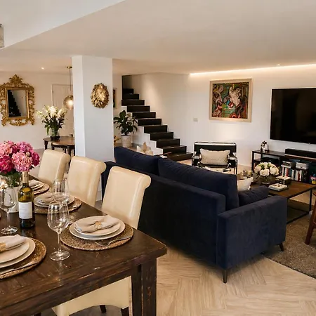 Сasa de vacaciones Exclusive Loft In Center With Pool And Private Terrace - Magnolia
