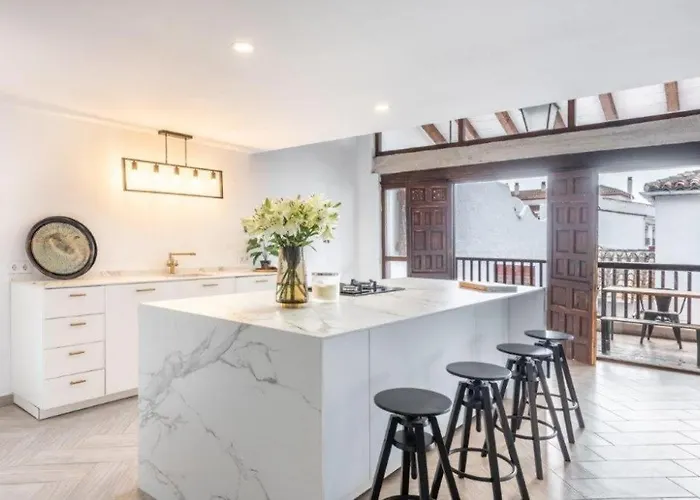 別荘 Exclusive Loft In Center Benahavis With Pool *