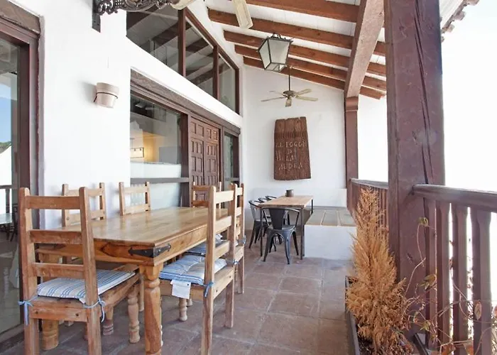 Exclusive Loft In Center Benahavis With Pool 別荘 *