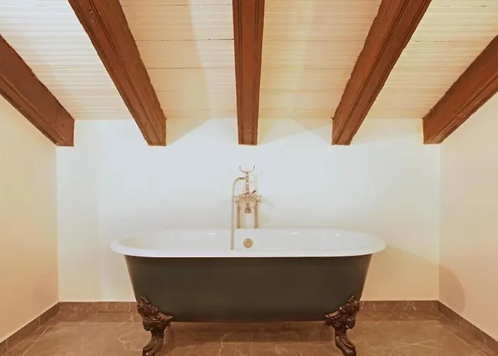 Exclusive Loft In Center Benahavis With Pool * ベナアビス