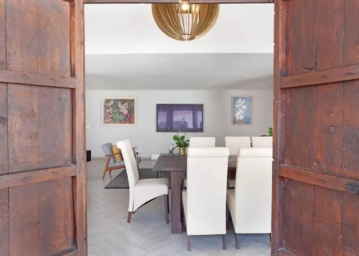 別荘 Exclusive Loft In Center Benahavis With Pool *